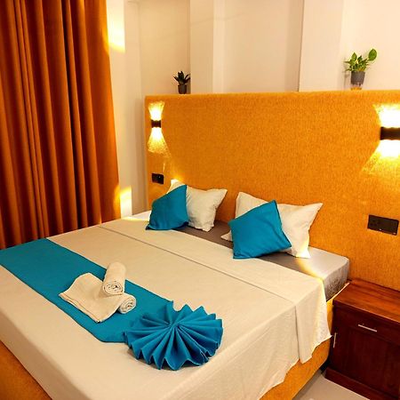 Olu Bunk Apartment Диквела Екстериор снимка